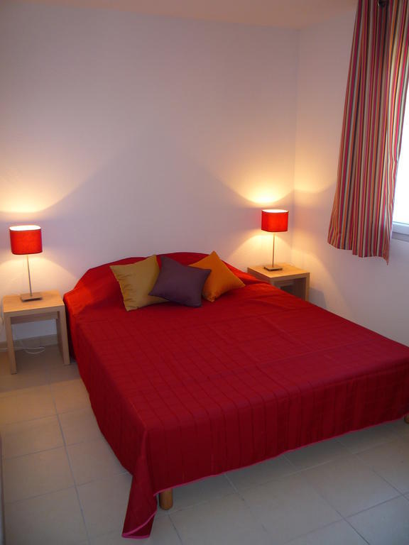 Residence De La Source Salies-de-Béarn Quarto foto